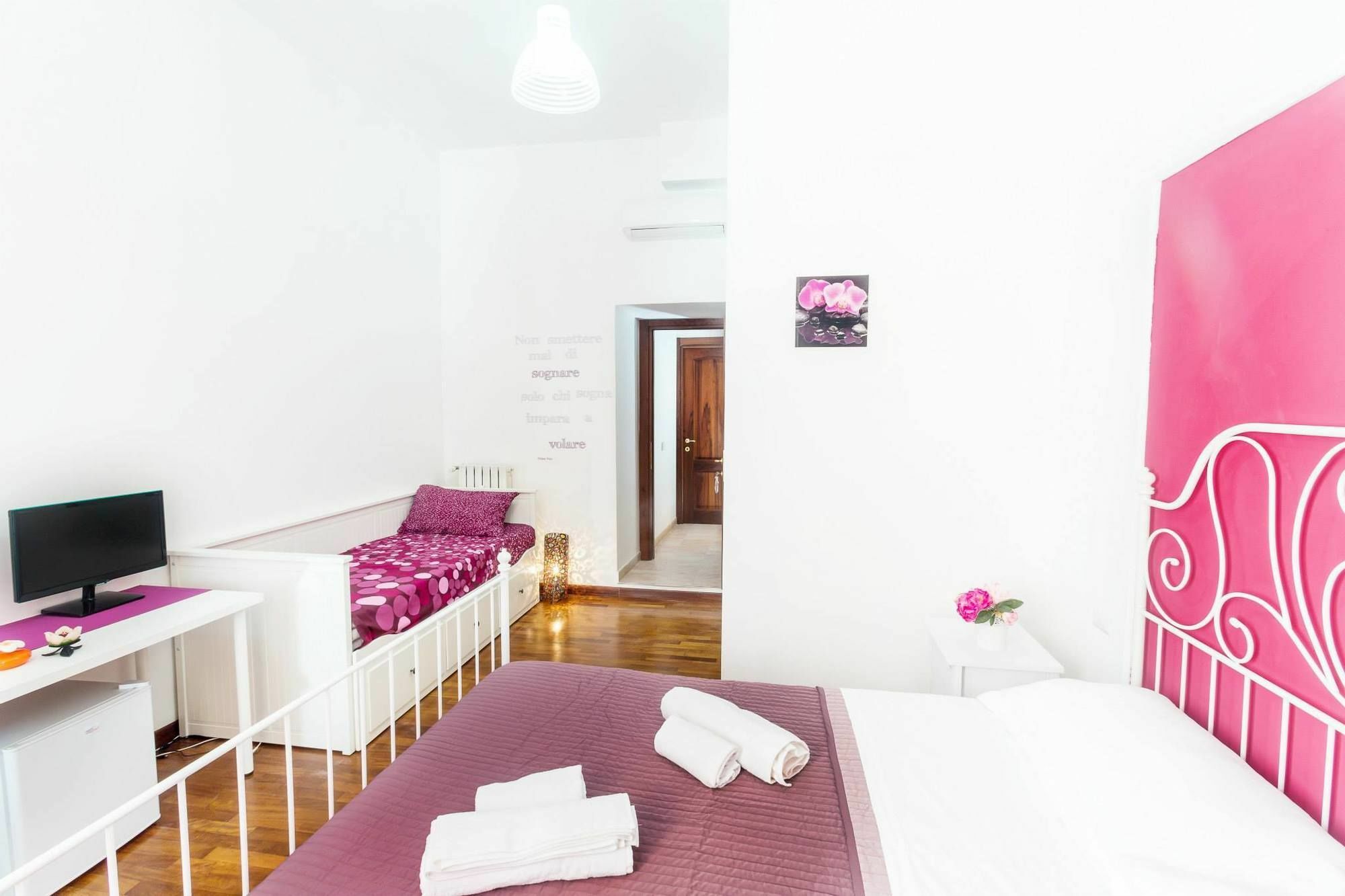 Romantica Vatican House Bagian luar foto